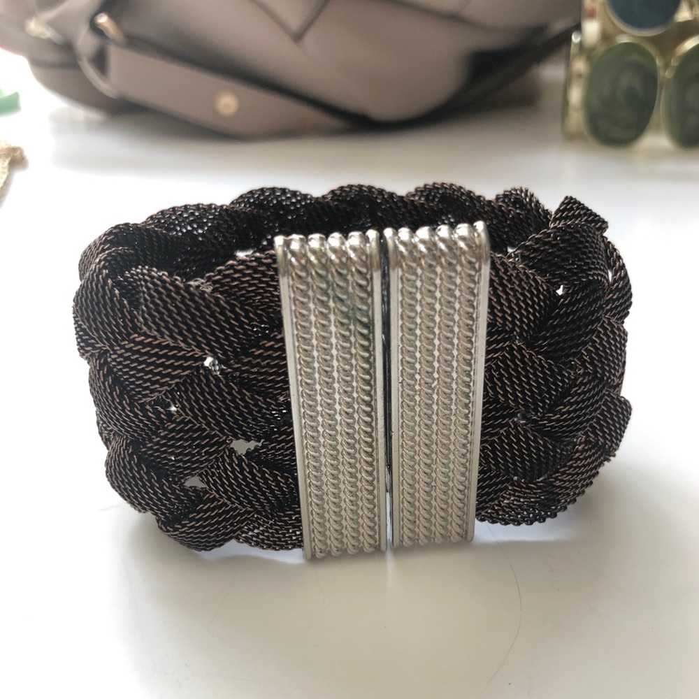 Woven magnetic bracelet